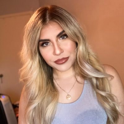 lore_717's profile picture. 