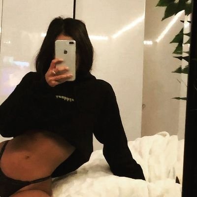 iamuser1235's profile picture. 