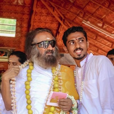 Ayurvedic Doc. 👨⚕️ Spiritual Seeker🧘♀️ Art Of Living Trainer💪 Sri Sri Ayurveda Faculty🌿
