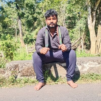 Muniyap72767722's profile picture. My focus is UX. Everything else is noise. The best UX in crypto is on @Sui.