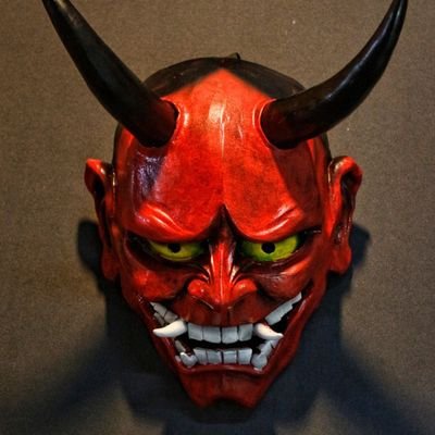 darahmelayu96's profile picture. sarcastic person 🙃 mata ini hanya melihat sisi buruk dan jijik dunia ini saat kau hidup senang atas perih orang lain dan hasil titik peluh mereka