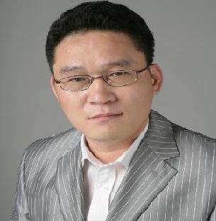 대중문화를 사랑하는 RNX엔터테인먼트 박 진우입니다.
나이:45세 성별:남 좌우명: 이 세상에서 가장 큰 쇼는 정직이다..