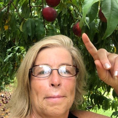 IYTvTIm2EIkeFnX's profile picture. Люблюокеан