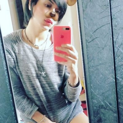 AngulitaSophia's profile picture. Instagram sophia_angeluta2020