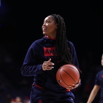 BLM✊🏽| U of A WBB Alum🐻⬇️| 06-19-10👼🏽| Uconn WBB GA|