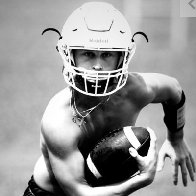 Just_Fraze's profile picture. BAMA class of 25, ROLL TIDE. Dont give a piss bout nothing but the tide