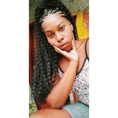 Rj 22 • Sol em escorpião • @Flamengo •👩🏾👵🏾🥀🖤 25/04💏❤ mamãe da Maitê 🤱🏿🥰💕