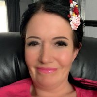 Lorraine Jo King(@lahlahbean) 's Twitter Profile Photo