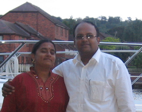 I am Spiritual Seeker & a devotee of Bhagawan Sri Sathya Sai Baba of Puttaparthi! I belong to the band @RhythmicEnergy! I am Software Architect by profession!