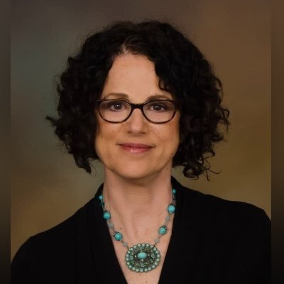 This is a fan club Twitter account for the brilliant Dr. Robin DiAngelo. Author of White Fragility: Why It's So Hard for White People to Talk About Racism