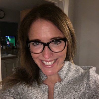 ExNike corporate, #becourageous RESEARCHER👩🎓 sport marketing lecturer, runner/triathlete, mum of 2 😍 #consumerculture #engagement #strategicsales&marketing