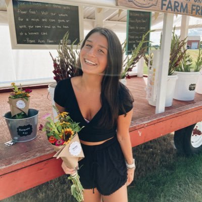 akrsroka's profile picture. 