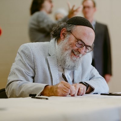 Judaism and social justice. Book: Justice in the City: An Argument from the Sources of Rabbinic Judaism. Weekly daf podcast: https://t.co/NIiNZgLGKG