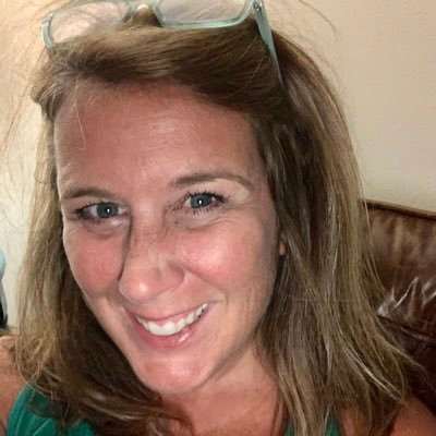 LORIAKIN5's profile picture. High school counselor, sun chaser, orange and blue-through and through, Christ follower.