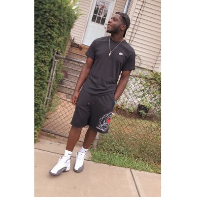 “God gives his toughest battles to his strongest soldiers”🦍