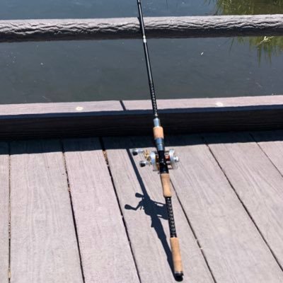 Youji Nagai 9 10 大雨のちくもり お昼休みの短時間で気まぐれフィッシング まぁ釣れないだろうとキャスティング 何と3投目にドンピシャバイト 可愛いサイズですが釣果ありました 静岡釣り バス釣り 雷魚釣り ナマズ釣り 野池 夏の釣り