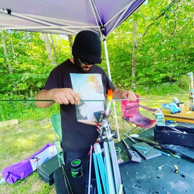 TowneDylan's profile picture. instagram extracted_glass I’m a glass artist. I love glass and art ❤️