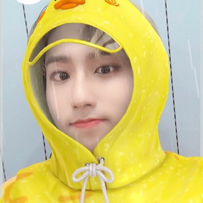 SUNGSHlNE_'s profile picture. #HAN - a simp for minho and minho only