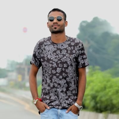 KirteshwarSahu's profile picture. Your best teacher is your last mistake..🙏