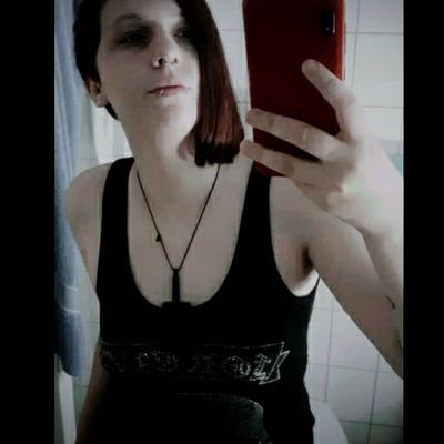 Hey,
I'm svenja and I'm a huge wwe fan
also love horror movies and animals 
Bisexual 
Satanist
A freaking weirdo 
Funny girl right here lol
German