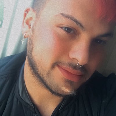 luhpetriny's profile picture. 