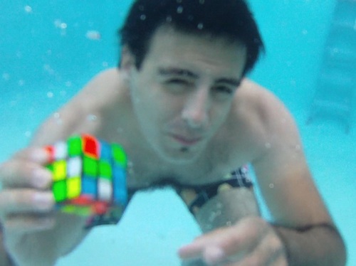 Alvaro_Rubikman's profile picture. Ciclista de corazón, ingeniero de razón!