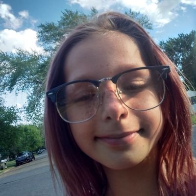 AliviaPost's profile picture. b☺️🦓🐎