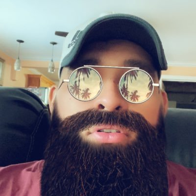 elgordosegovia's profile picture. “At the end of the day, a loving family should find everything forgivable.” – Mark V. Olsen