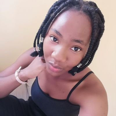 Vier51536640's profile picture. I'm a serious person