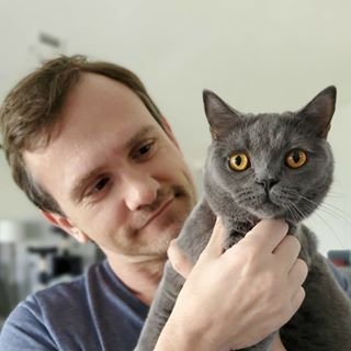 Teacher and Booktuber. I read fantasy and sci-fi. Married to a wonderful wife.