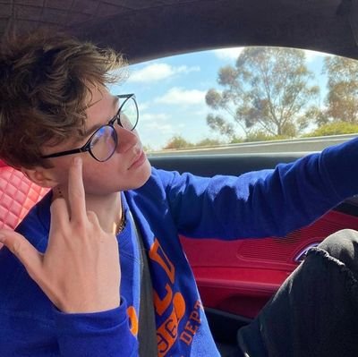 Nick_Austin_20's profile picture. Nick Austin New Fan acc
                               {Same place,different face ~๐ป๐}
DM to be Friends ๐ป๐