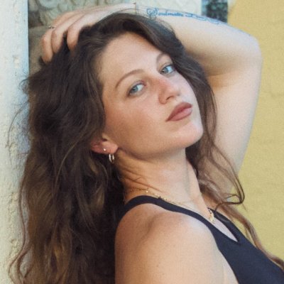 1xo5wRLQAwzAg9g's profile picture. كاتبة