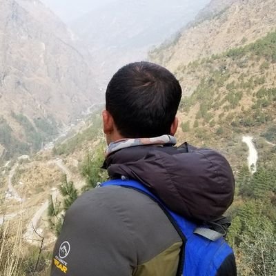नराम्रो भित्रको पनि राम्रो सोच राख्ने मान्छे हु तर देख्दै,लेख्दैमा मात्रै मेरो परिचय जानिदैन त्यसैले पिछा गर्नुस अवस्य फर्केर हेर्नेछु अनि भन्ने छु हेलो!!!