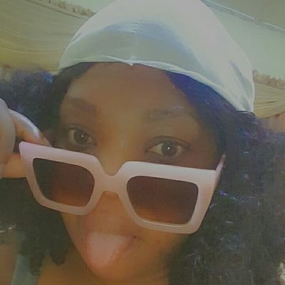 prescott_juliet's profile picture. don't make an Epic sheet with Basic people