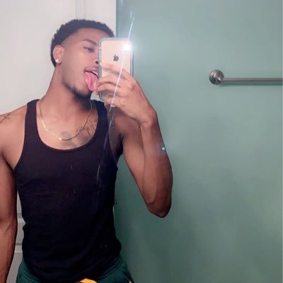 Zay.21 Leo 07/30/FL / IG:http_.ziggy/ Snapchat:ziggy3hunna