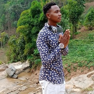 Kanakimana3's profile picture. former president of Rwanda Midwifes students association (RMSA) & Capacity building and research in HEZA INITIATIVE