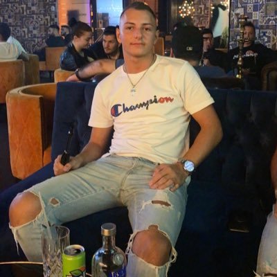 fabiioschnegge's profile picture. 20 / Cologne / 🇮🇹 /  @wshngtn23