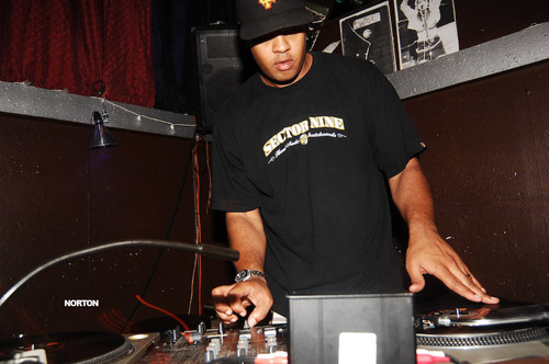 mysonking's profile picture. DJ - Fam Royal - House of Rep