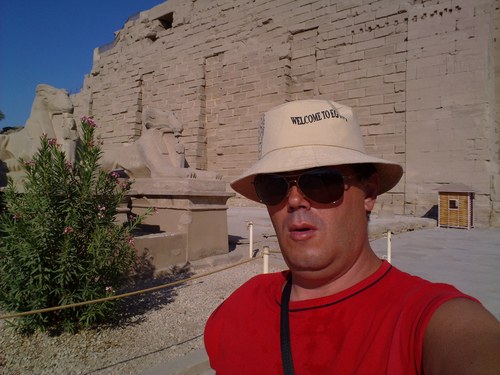 ovydyu67's profile picture. tech addicted