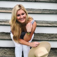 Lauren Foster - @lauren_foster1 Twitter Profile Photo