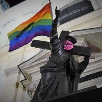 CAPSLOCCC ☭ 🏴🚩 (@capsloccc) 's Twitter Profile