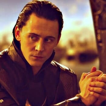 Tom Hiddleston &Moviesさんのプロフィール画像