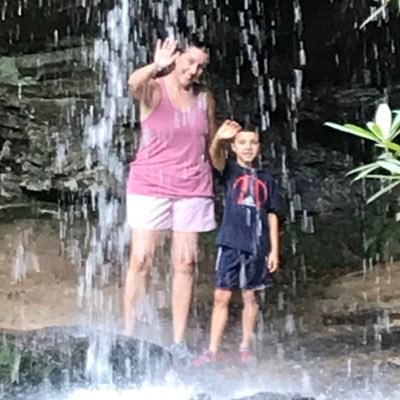 Erinbo1904's profile picture. San Diego native and forever Cali girl. Go Padres, Chargers and Aztecs! Just living the mom life in NC now with my fam ❤️