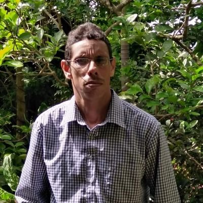 Especialista en producción animal y bienestar animal, ecologista consagrado no como trabajo es mi estilo de vida.