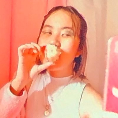 eggswithbread's profile picture. film student