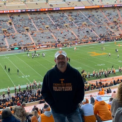 Christian, husband, father of 4, US Army Infantry veteran, Conservative, sports nut Nashville Predators, GBO Vols fan opinions all my own