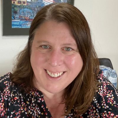 SoniaBizier's profile picture. Creative coastal corporate living an inspired life