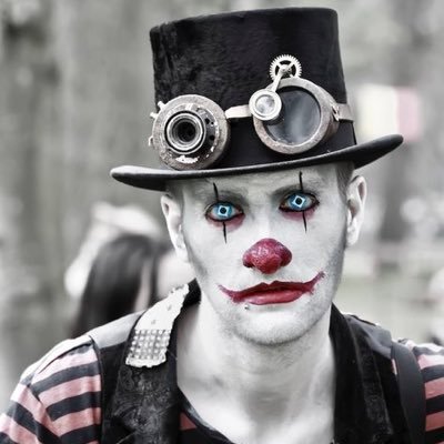 MNmdq505's profile picture. 𝕃𝕆𝕊𝕋 𝕊𝔼𝔸𝕊𝕆ℕ ⚠️.