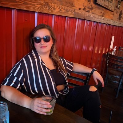 ohdangitsguz's profile picture. Nurse                                  she/her                yikes