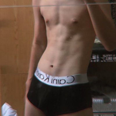 合适🉑 1m 带照私聊 大叔胖子勿扰